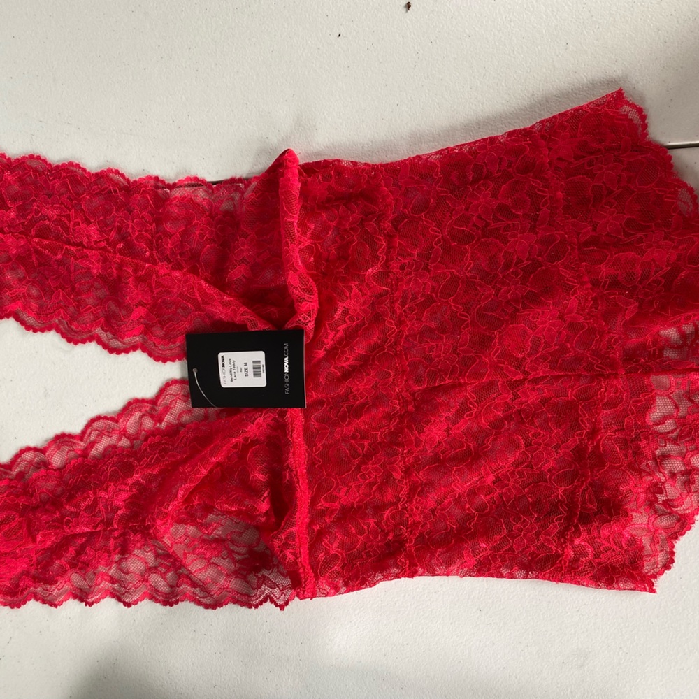 Fashion nova lace teddy